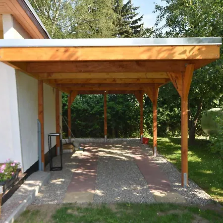 Nyaraló Beachside Bungalow,